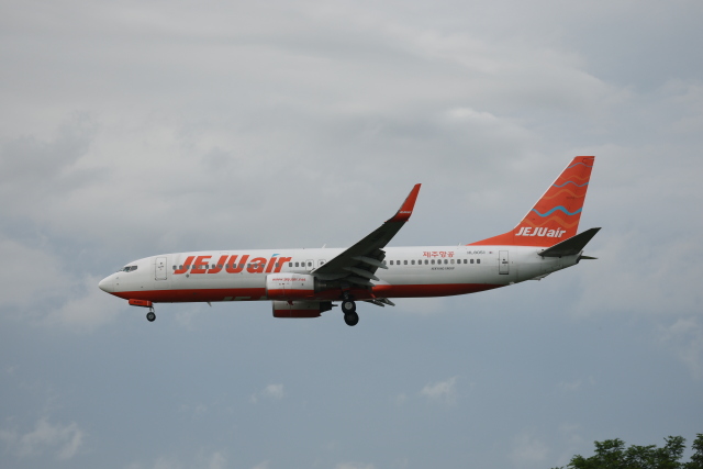 機体記号 : HL8051 (チェジュ航空) 函館空港 航空フォト(飛行機