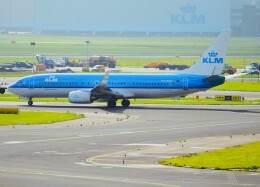 amagoさんが、アムステルダム・スキポール国際空港で撮影したKLMオランダ航空 737-8K2の航空フォト（飛行機 写真・画像）