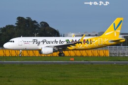 航空機・ヘリコプター Peach A320 JA08VA Fly Peachto Amami EW2320014 JC Wings Peach Airlines Fly Peach to AMAMI A320ceo