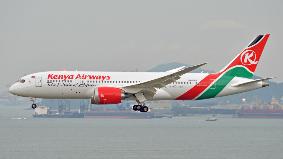 ケニア航空 Boeing 787-8 Dreamliner 5Y-KZG 香港国際空港 航空