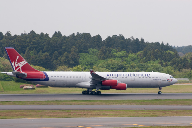 エアバスA340-300 ヴァージン・アトランティック航空 航空フォト