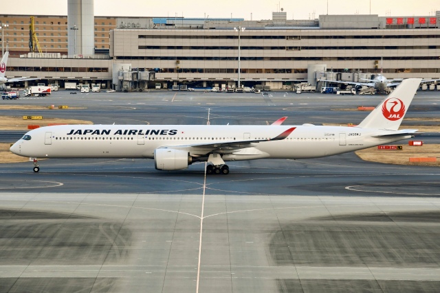 JAL (日本航空) 機材一覧 ボーイング767-200 | FlyTeam(フライ