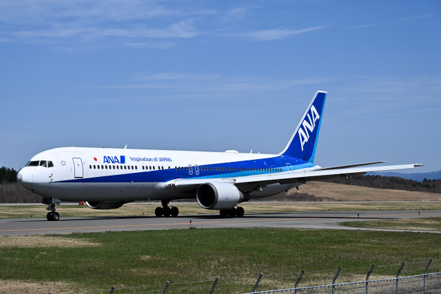 ANA DHC8-400 ボンバルディア DHC-8-400の7機追加導入を決定｜プレスリリース｜ANAグループ