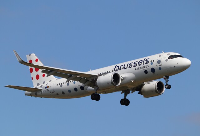 ブリュッセル エアラインAIRBASエアバス 330-300 Airbus A330-300 | Brussels Airlines