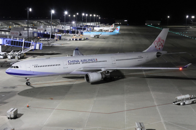 A330-300  CHINA AIRLINES チャイナ エアライン　エアバス チャイナエアライン、A330-300型機の機材更新でB787型機の導入を