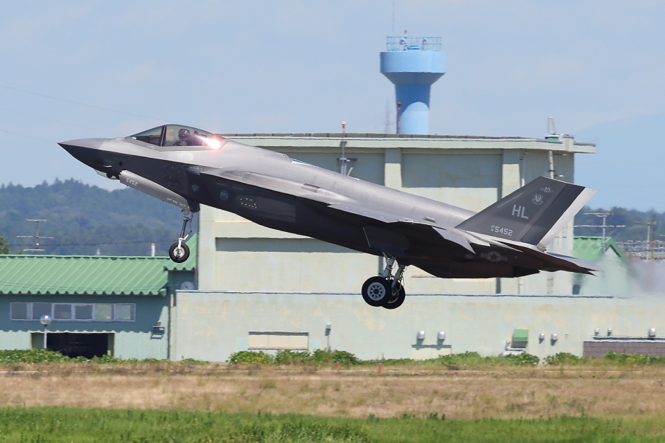 スウェーデン空軍 Model117B フライトヘルメット Model117B フライトヘルメット 探れる スウェーデン空軍
