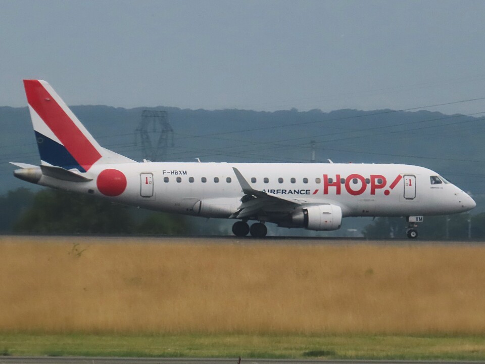 エールフランス・オップ！ Embraer 170 F-HBXM パリ シャルル