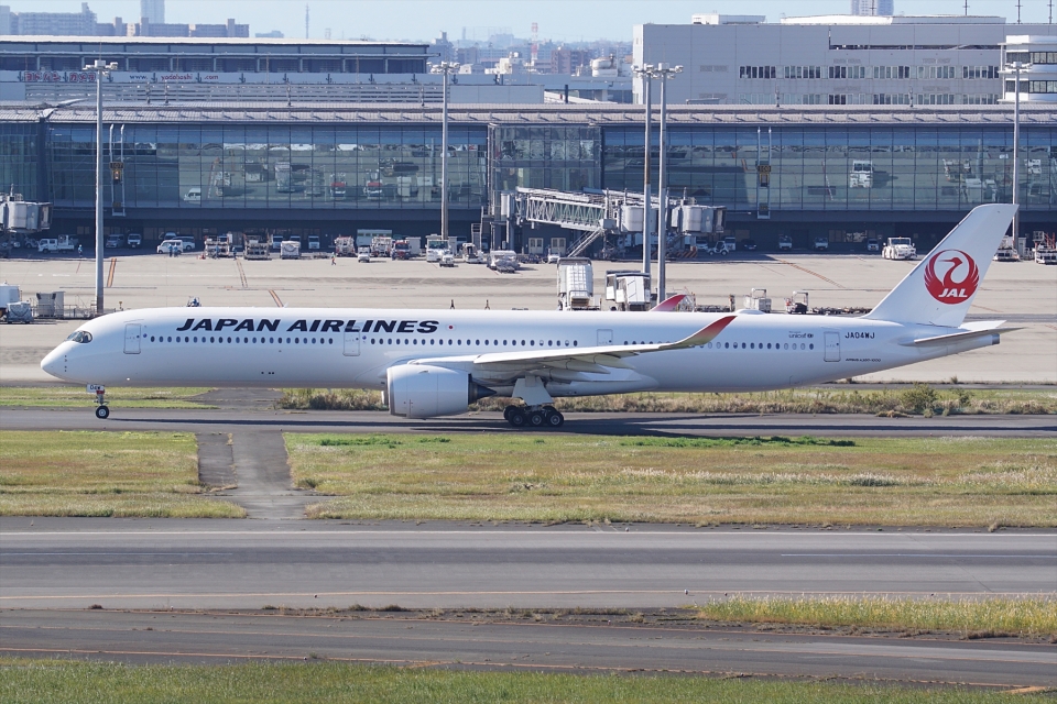 日本航空 Airbus A350-1000 【即日発送】 日本航空 Airbus A350-1000 JA04WJ 羽田空港 航空フォト | by