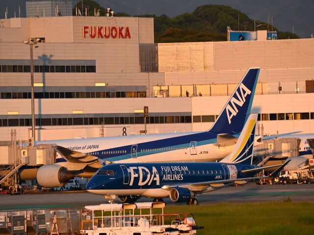 FDA フジドリーム JA13FJ E175 JC Wings 1:400 JC Wings 1:400 FDA Fuji Dream Airlines Embraer 170 Diecast