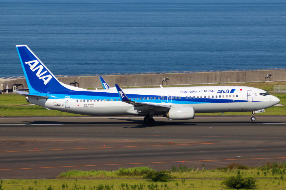 全日本空輸 Boeing 737-800 全日空 Boeing 737-800 JA68AN 伊丹空港 航空フォト | by Fly
