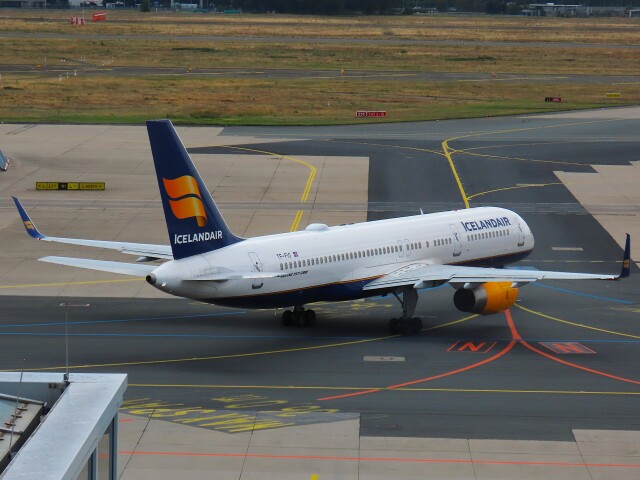 【マルル ☆価格交渉OK‼️】アイスランド航空 ボーイング757-200 マルル ☆価格交渉OK‼️様専用】アイスランド航空 ボーイング757