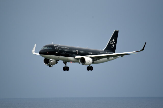 航空機・ヘリコプター Starflyer A320 JA26MC JA26MC Starflyer Airbus A320-200