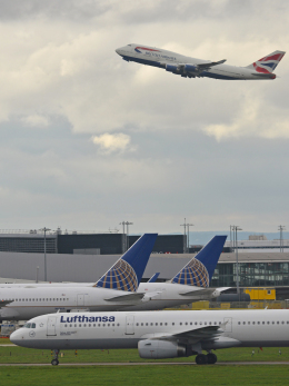 flytaka78さんが、ロンドン・ヒースロー空港で撮影したルフトハンザドイツ航空 A321-231の航空フォト（飛行機 写真・画像）