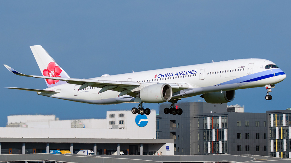 CHINA AIRLINES A350-900 チャイナエアライン 中華航空 B-Models A350-900 チャイナエアライン(中華航空) B-18918