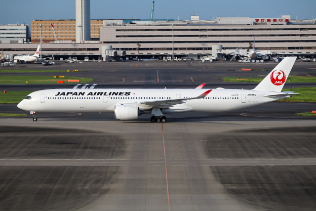 JAL (日本航空) 機材一覧 ボーイング777-300 | FlyTeam(フライ
