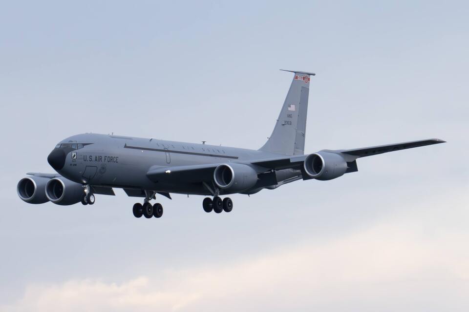 【アメリカ軍】空軍 ミリタリー アメリカ空軍 Boeing KC-135 Stratolifter 62-3531 横田基地