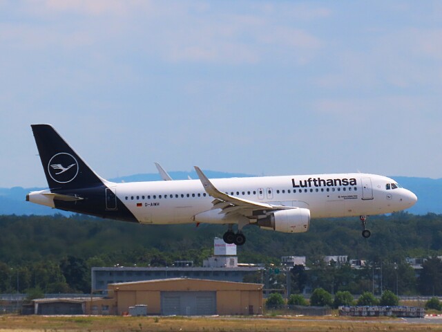 フランクフルト国際空港 - Frankfurt Airport [FRA/EDDF]で撮影されたフランクフルト国際空港 - Frankfurt Airport [FRA/EDDF]の航空機写真
