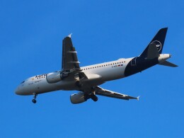航空フォト：D-AIZB ルフトハンザドイツ航空 A320
