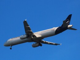 航空フォト：D-AIDC ルフトハンザドイツ航空 A321