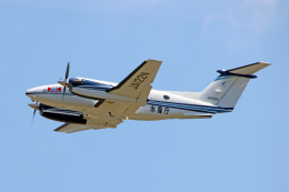 なごやんさんが、名古屋飛行場で撮影した中日本航空 B200 Super King Airの航空フォト（飛行機 写真・画像）