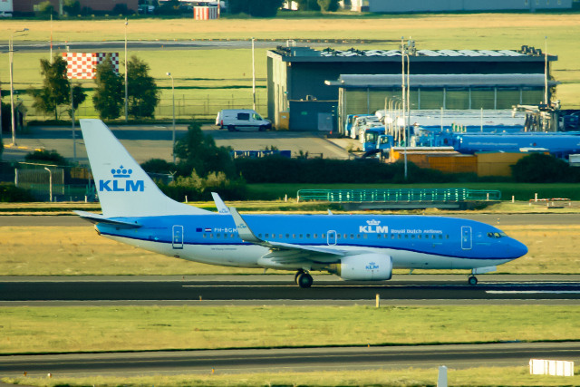 KLMオランダ航空 777-300ER KLMオランダ航空 機材一覧 ボーイング777-300 | FlyTeam(フライ