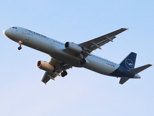 フランクフルト国際空港 - Frankfurt Airport [FRA/EDDF]で撮影されたフランクフルト国際空港 - Frankfurt Airport [FRA/EDDF]の航空機写真