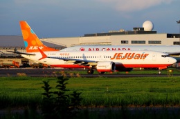 えぬえむさんが、成田国際空港で撮影したチェジュ航空 737-8-MAXの航空フォト（飛行機 写真・画像）