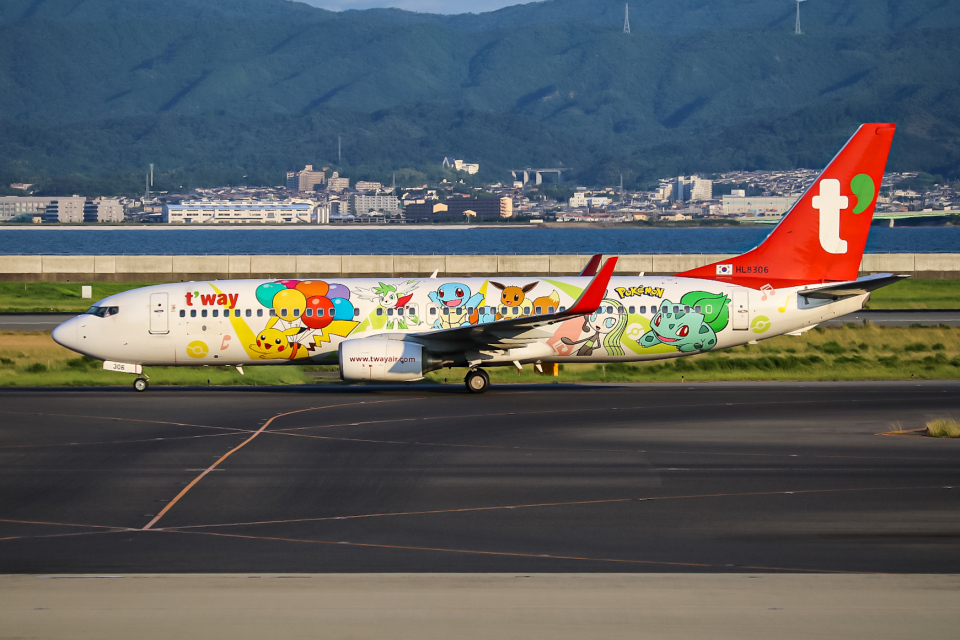 NG t'way B737-800 ポケモン ティーウェイ HL8306 ティーウェイ航空 Boeing 737-800 HL8306 台北松山空港 航空