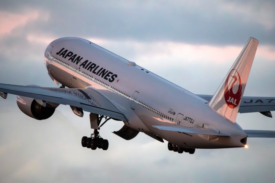 日本航空 Boeing 777-200 JA772J 伊丹空港 航空フォト | by S