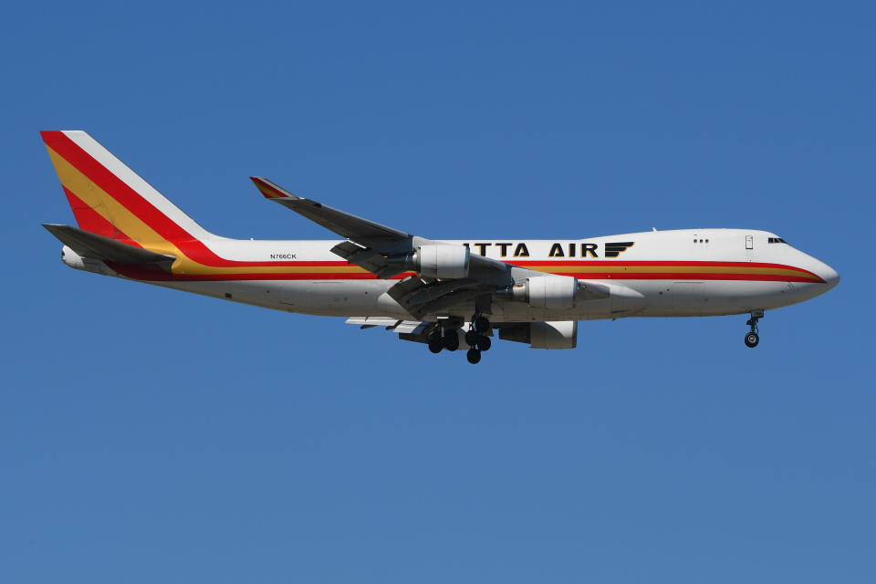 カリッタ B747-100 アメリカン インターナショナル・エアウェイズ 私の飛行機アーカイブズ アメリカン航空 B747-100 | 3moon7river