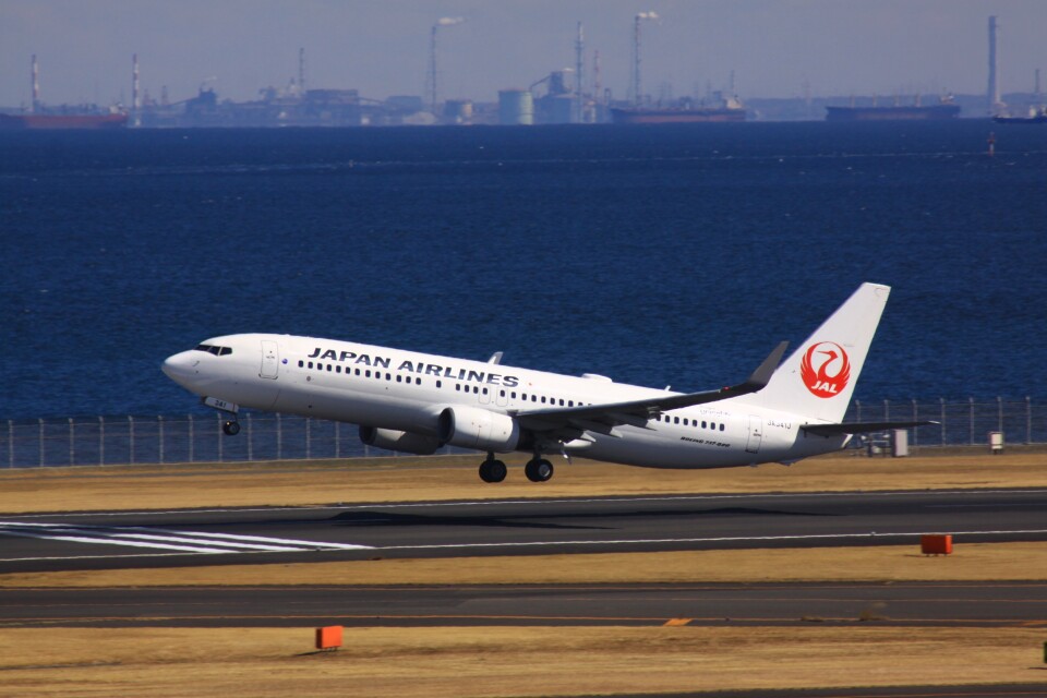 日本航空 Boeing 737-800 JA341J 羽田空港 航空フォト | by