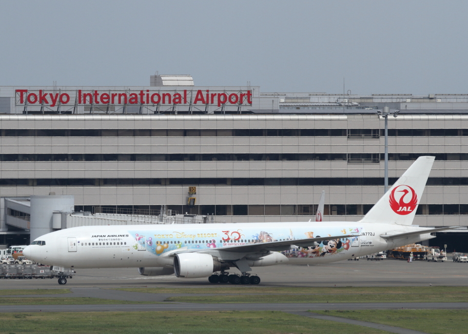日本航空 Boeing 777-200 JA772J 羽田空港 航空フォト | by