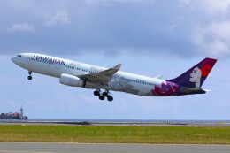HAWAIIAN AIRLINES A330-200 ハワイアン航空 エアバス ハワイアン航空 Airbus A330-200 N395HA 福岡空港 航空フォト