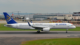 flytaka78さんが、ロンドン・ヒースロー空港で撮影したエア・アスタナ 757-2G5の航空フォト（飛行機 写真・画像）