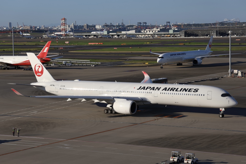 日本航空 Airbus A350-1000 JA07WJ 羽田空港 航空フォト | by