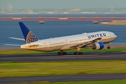Souma2005さんが、羽田空港で撮影したユナイテッド航空 777-222/ERの航空フォト（飛行機 写真・画像）