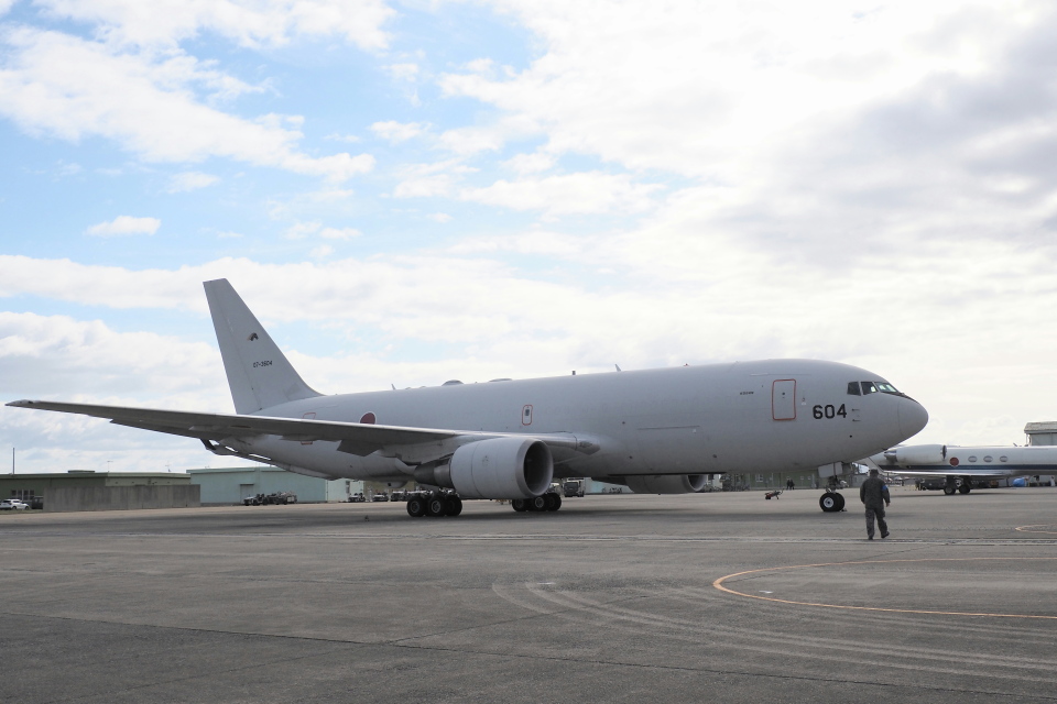 S太郎ページ Inflight 1:200 KC-767J 07-3604 S太郎様専用ページ Inflight 1:200 KC-767J 07-3604 - メルカリ