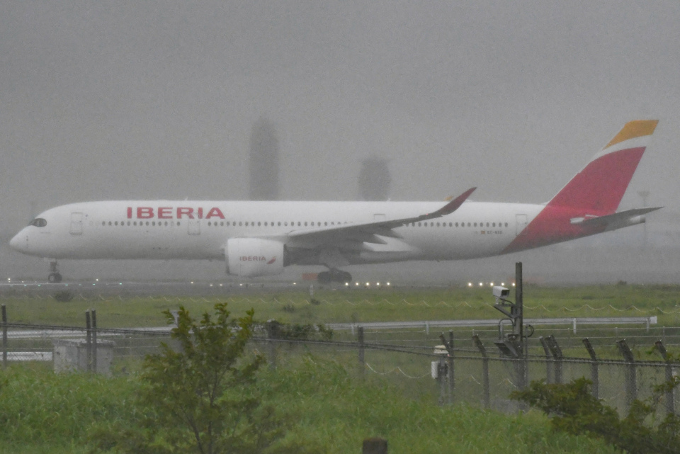 イベリア航空 Airbus A350-900 EC-NXD 成田国際空港 航空フォト