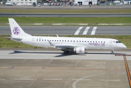 英国航空エンブラエルE RJ-190 英国航空エンブラエルE RJ-190 - メルカリ