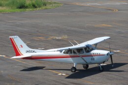 F.YUKIHIDEさんが、岡南飛行場で撮影した朝日航空 172S Skyhawk SPの航空フォト（飛行機 写真・画像）