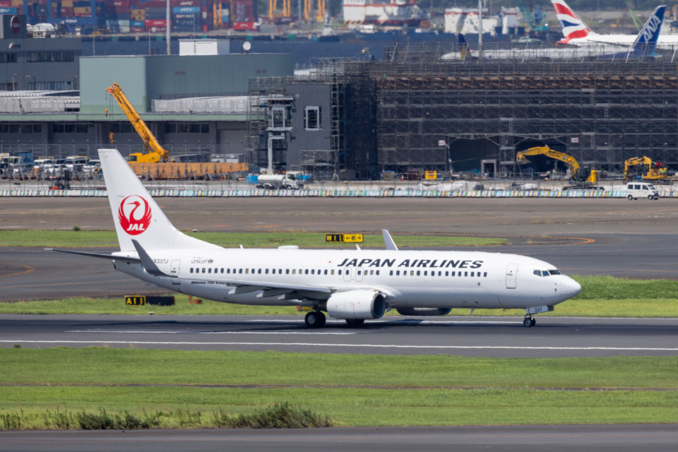 日本航空 Boeing 737-800 JA337J 羽田空港 航空フォト | by こー