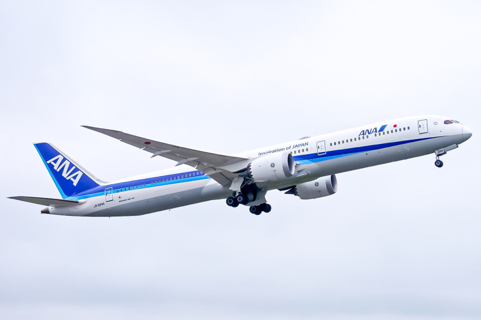 JA01AN / JA874A あさひろ JA01AN / JA874A あさひろ 機体記号 : JA874A (ANA) 航空機体