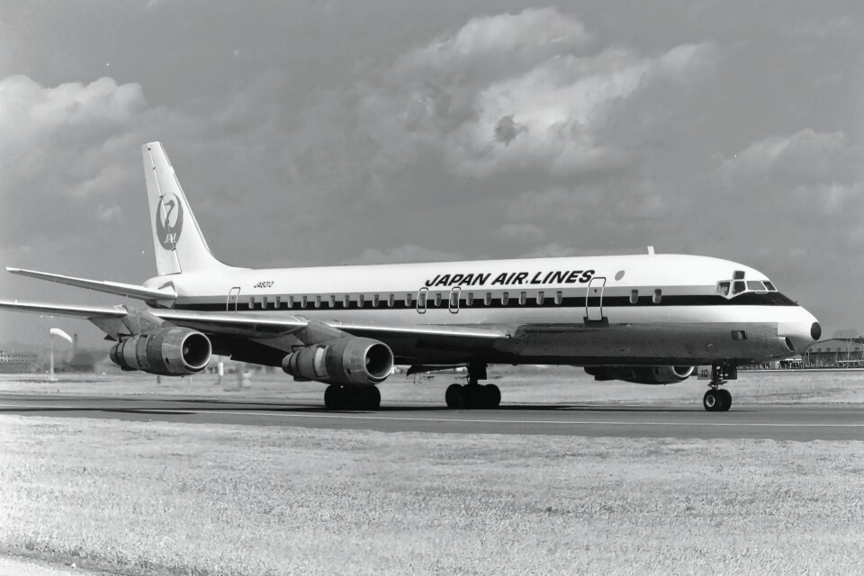日本航空 Douglas DC-8 JA8010 名古屋飛行場 航空フォト | by