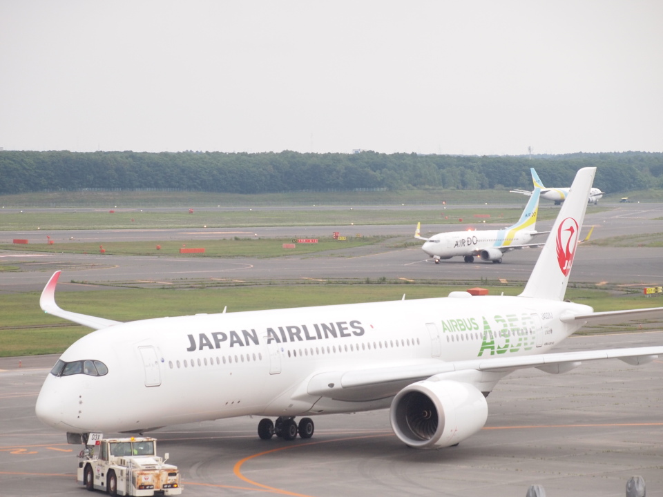 日本航空 Airbus A350-900 JA03XJ 新千歳空港 航空フォト | by