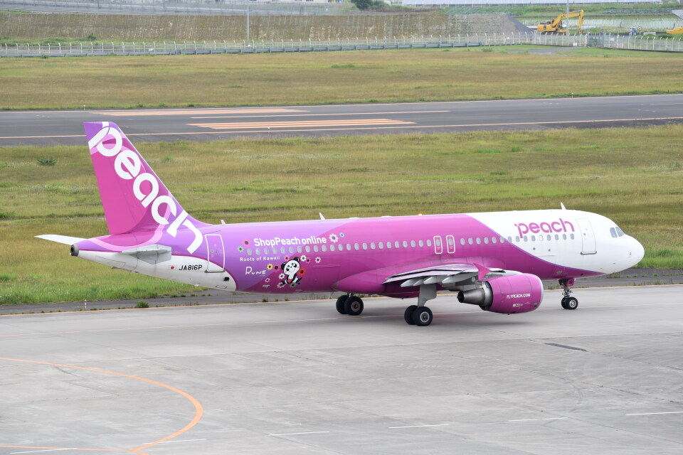 ピーチ Airbus A320 JA816P 仙台空港 航空フォト | by kumagorou