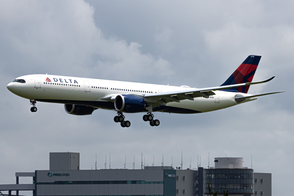 デルタ航空 Airbus A330-900 N438DX 成田国際空港 航空フォト