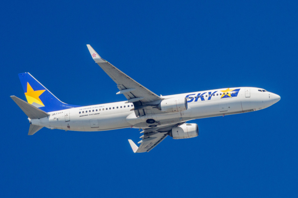 スカイマーク Boeing 737-800 JA73AA 福岡空港 航空フォト | by