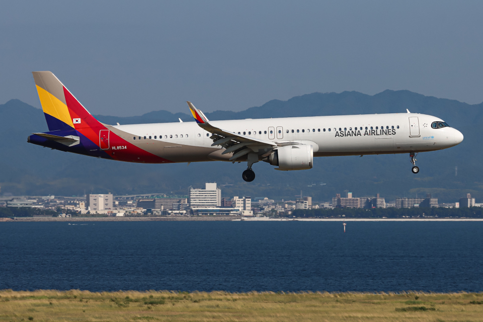 ASIANA AIRLINES A321neo アシアナ航空 エアバス アシアナ航空 Airbus A321neo HL8371 関西国際空港 航空フォト