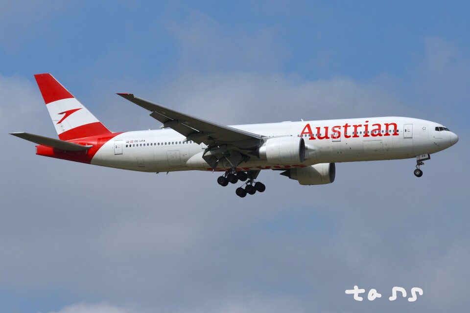 オーストリア航空 Boeing 777-200 OE-LPA 成田国際空港 航空