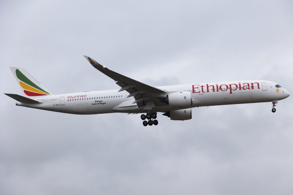 ヴァージンアトランティック A350-1000　ロンドンヒースロー空港 10年ぶり復活！ ヴァージン・アトランティック、ロンドン
